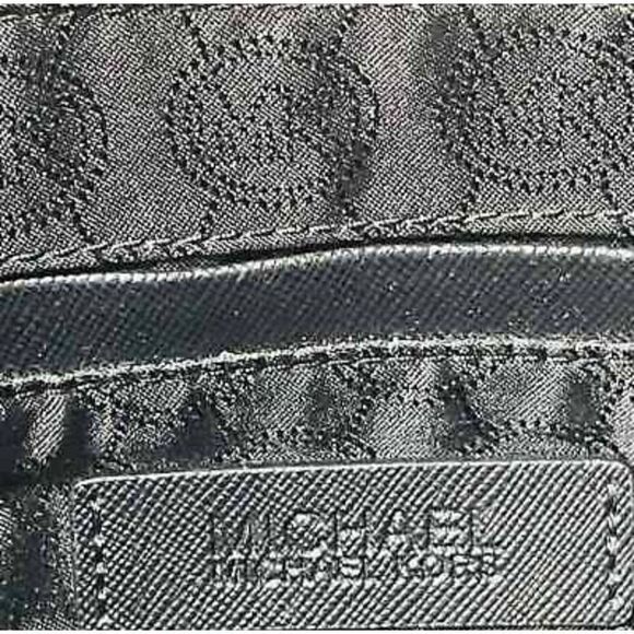 Michael Kors Kempton Purse  - Picture 5 of 7